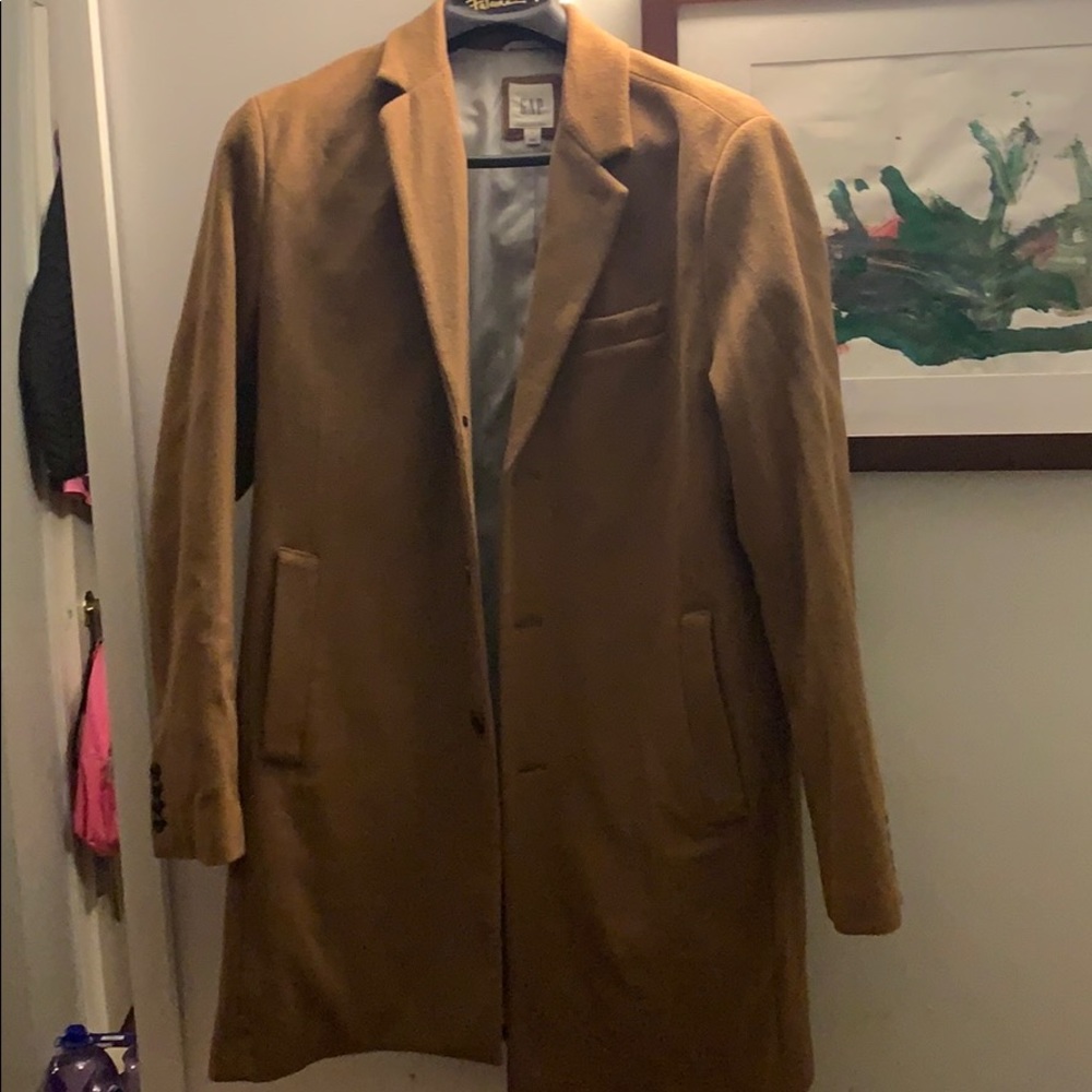 Three button jacket. - Picture 2 of 2